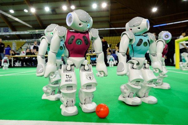 ششمین جشنواره بین المللی رباتیک و هوش مصنوعی دانشگاه امیرکبیر ۱۱ الی ۱۵ آذرماه سال جاری با حضور ۸۰ تیم داخلی و ۶۵تیم خارجی برگزار 