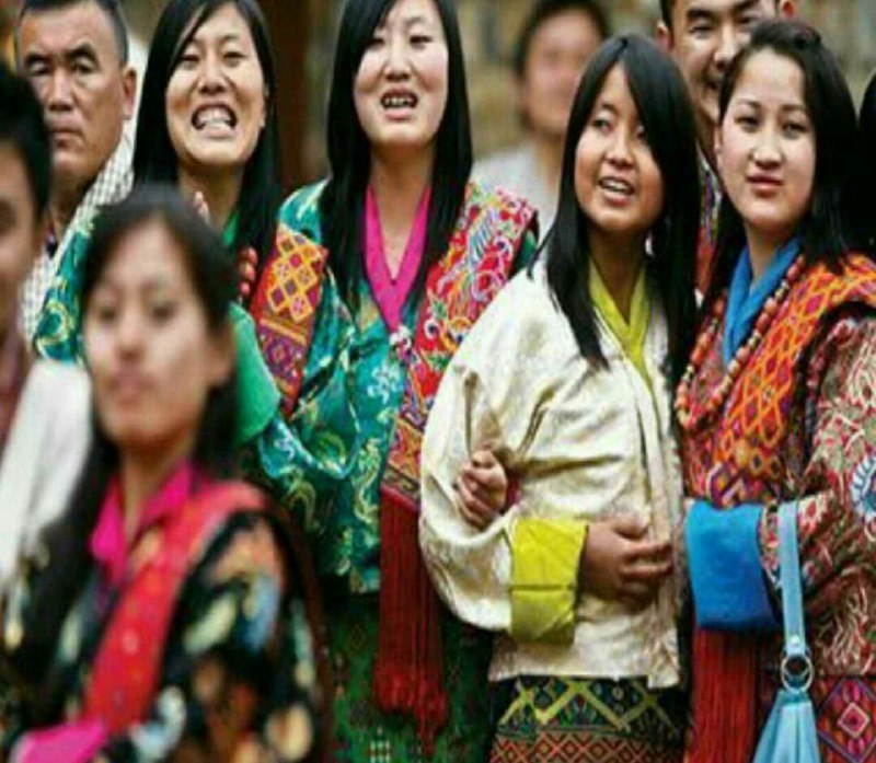 بوتانى‌ها مهربانترین ملت با محیط زیست هستند به طوری که تنها برای تولد شاهزاده شان ۱۸۰ هزار نهال کاشتند