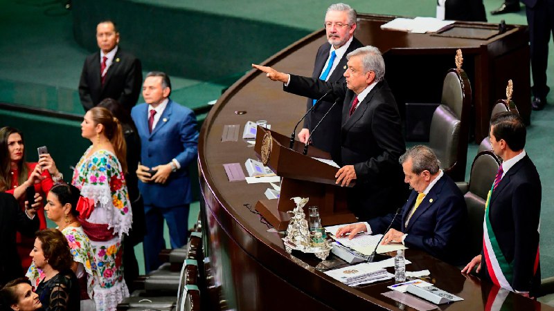 رییس‌جمهور جدید مکزیک، با وعده‌هایی که یک‌به‌یک عمل می‌کند (از نیویورک‌تایمز)