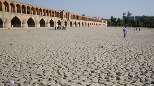 جبار رجمانی: ما با دوره خشکی مواجه ایم و نه سال خشکی، واژه خشکسالی واژه‌ای فریب دهنده است