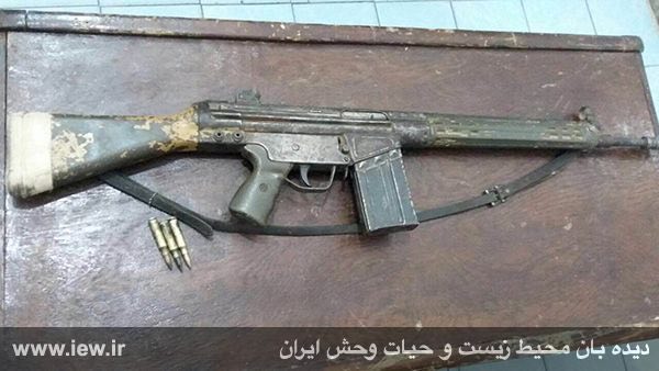 یک قبضه اسلحه جنگی ژ۳ و سه فشنگ مربوطه از متخلفین در منطقه حفاظت شده پرور کشف و ضبط شد.. www