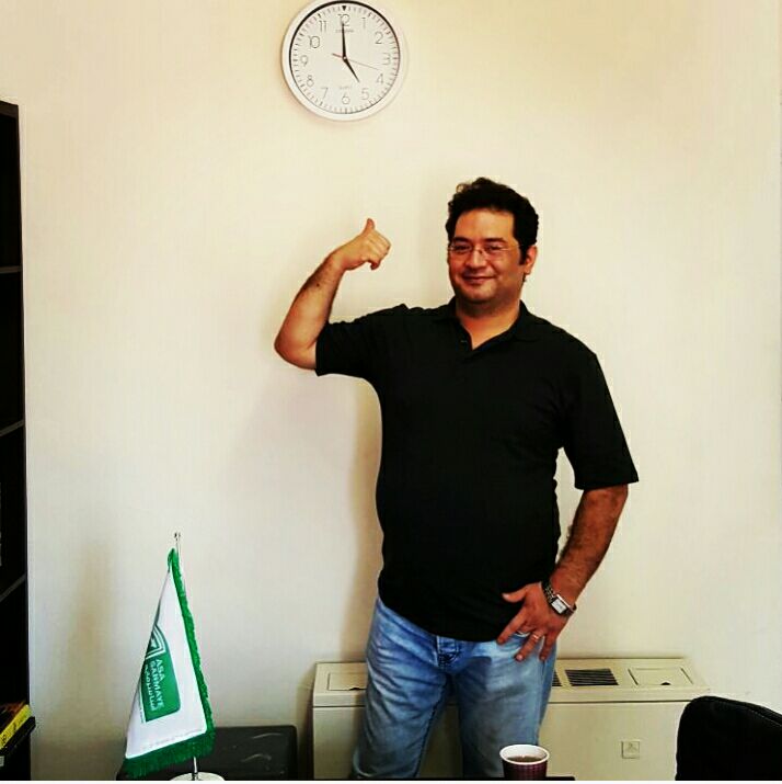 اولین باره که به موقع سر کلاس میرسه …😂😂😂😁😁😁