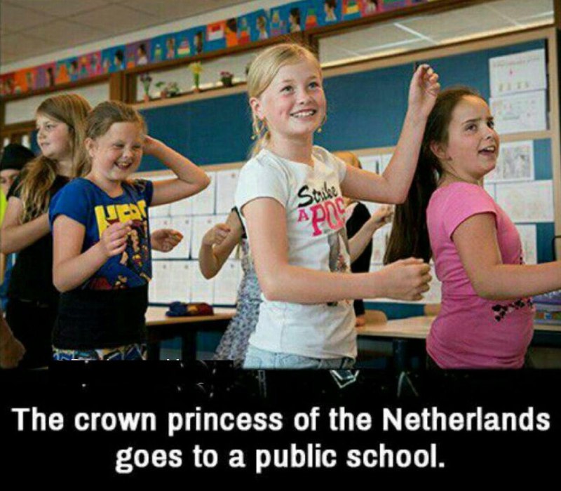 پرنسس کوچک هلند «پرنسس کاترینا» به یک مدرسه ساده و بدون محافظ خاص میرود!.. مجمع فعالان اقتصادی