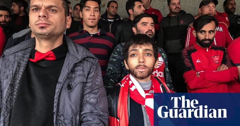 گاردین درباره دختران ایرانی مانند زینب که مبدل پوشی کرده و در پوششی پسرانه موفق به ورود به استادیوم و تماشای بازی تیم فوتبال مورد 