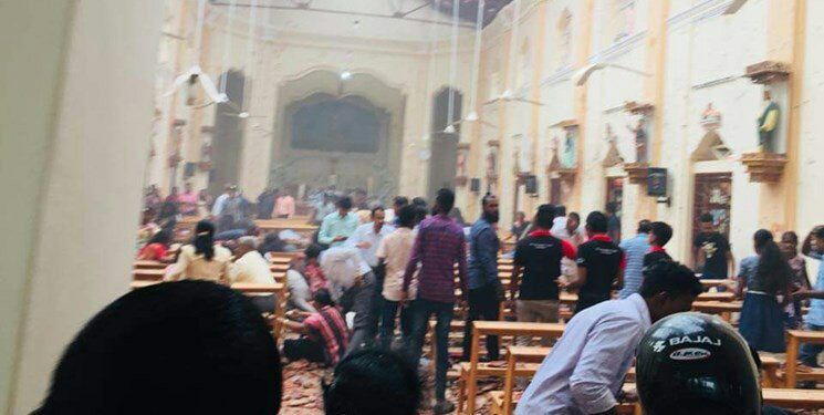 انفجارهای سریلانکا ۱۶۰ کشته داشته است … آمار تلفات ۶ انفجار همزمان امروز در سه کلیسا و سه هتل سریلانکا به ۱۶۰ کشته و صدها زخمی رسی