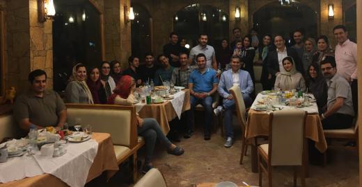 آخرین میهمانی شریف تراشه (شرکت ایران من) متاسفانه اکثر این بچه‌ها دیگه نیستند